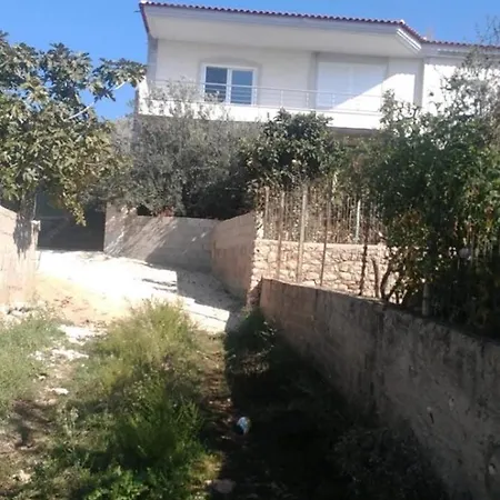 Luxury Πανσιόν Σαράντα